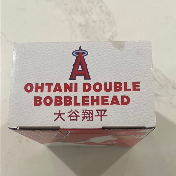 Ohtani Double Bobblehead - Picture 2 of 5